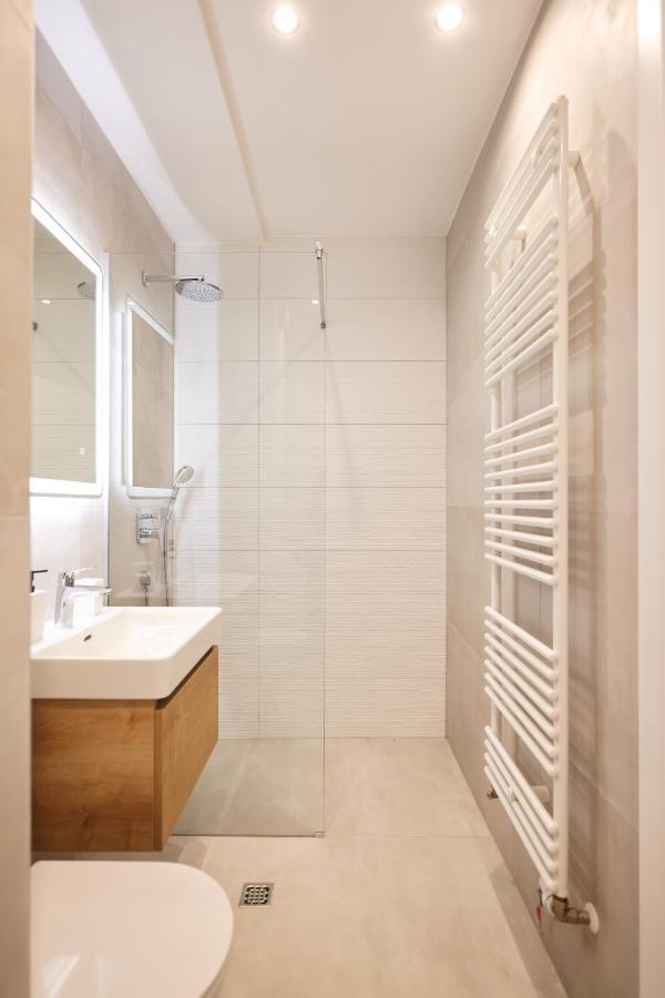 Leonardo Luxury Residence 2 Penthouse With Jacuzzi Zadar Bagian luar foto
