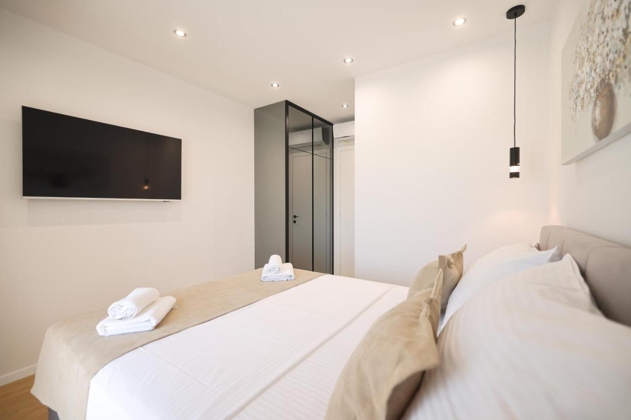 Leonardo Luxury Residence 2 Penthouse With Jacuzzi Zadar Bagian luar foto